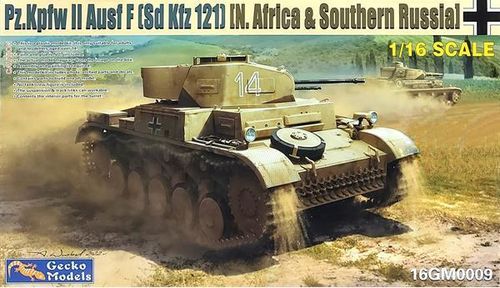 Pz.Kpfw. II Ausf. F (Sd.Kfz. 121) North Africa & Southern Russia, 1/16 Plastic Kit
